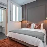 Dona Simone Boutique Suites&studios - By @ Rita's Place