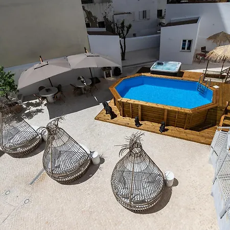 Guest house Dona Simone Boutique & - By @ Rita's Place