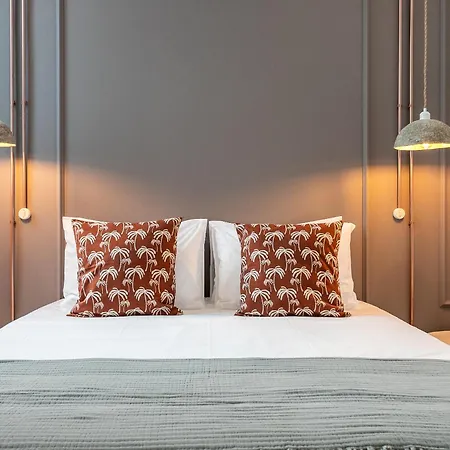 Dona Simone Boutique & Guest house 4*