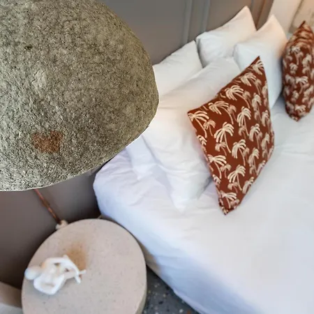Pensión Dona Simone Boutique Suites&studios - By @ Rita's Place