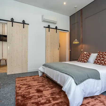 Dona Simone Boutique Suites&studios - By @ Rita's Place Pensión 4*