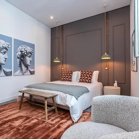 Dona Simone Boutique Suites&studios - By @ Rita's Place