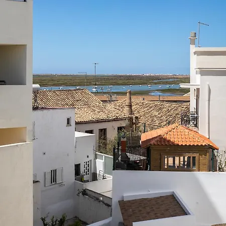 Dona Simone Boutique Suites&studios - By @ Rita's Place Pensión Distrito de Faro