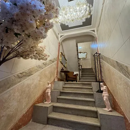 Dona Simone Boutique & - By @ Rita's Place Guest house 4*